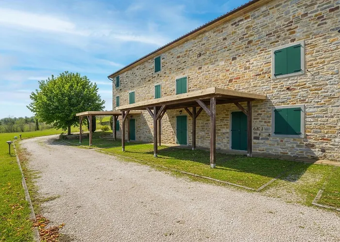 公寓 Awesome In With Wifi Loiano